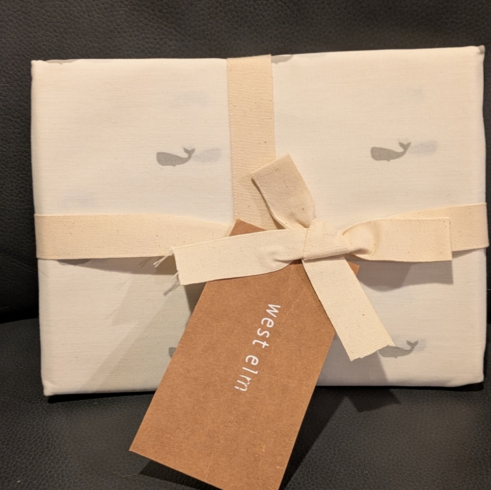 West Elm Whale Baleine Standard Pillowcase. -Set of 2